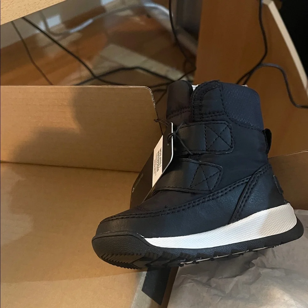 Sorel whitney iii strap snow boots nib sz 4 toddler